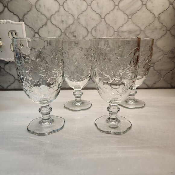 Fantasia Princess House Footed Ice tea glasses with scalloped base box/4 NIB Vtg - Picture 1 of 7